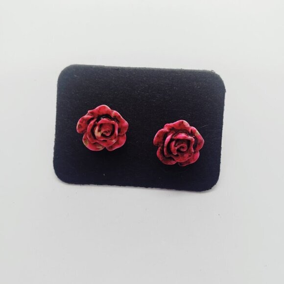 3 pairs of flower earrings - Picture 3 of 4